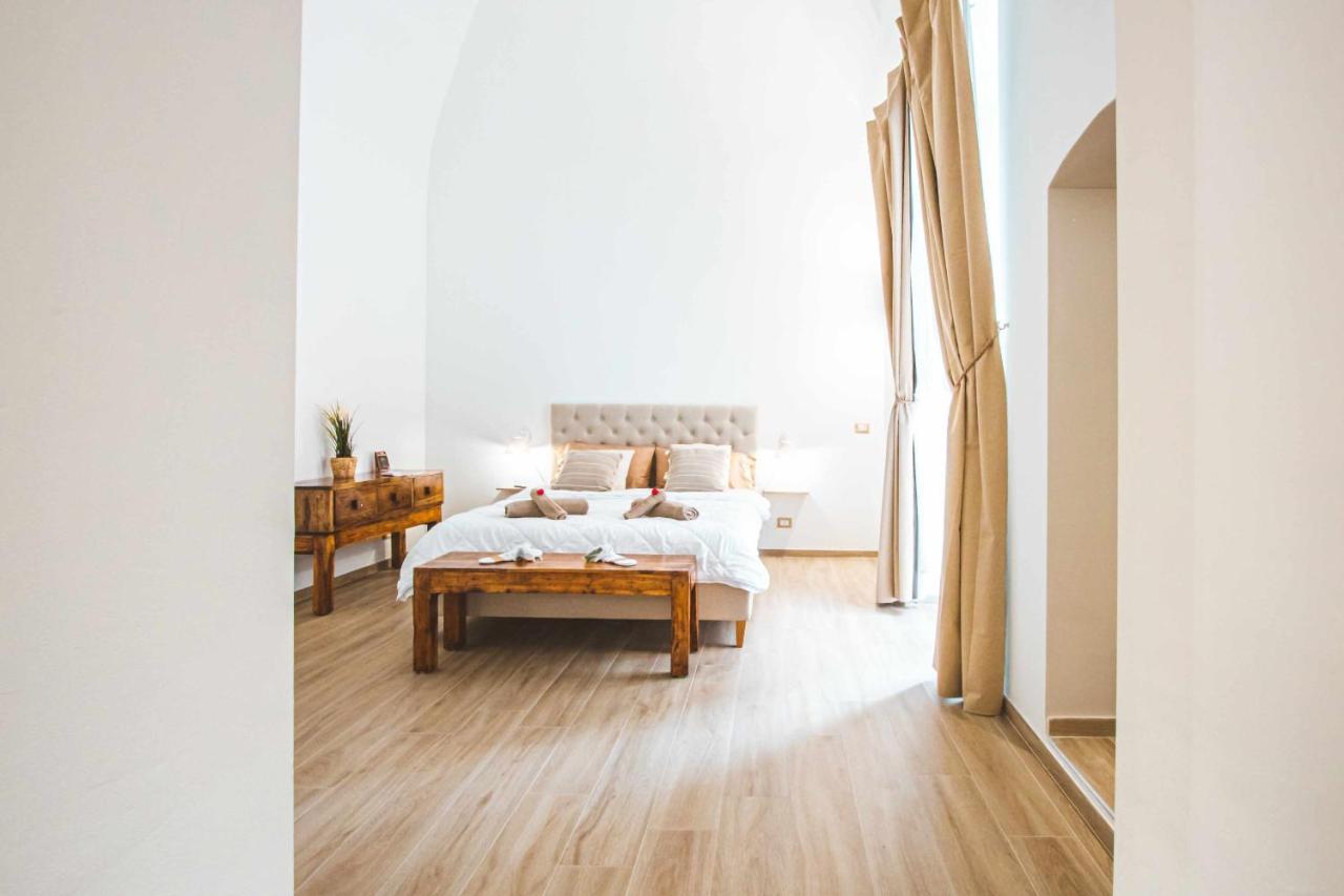 Cas358 Luxury Suite Bari Exterior foto